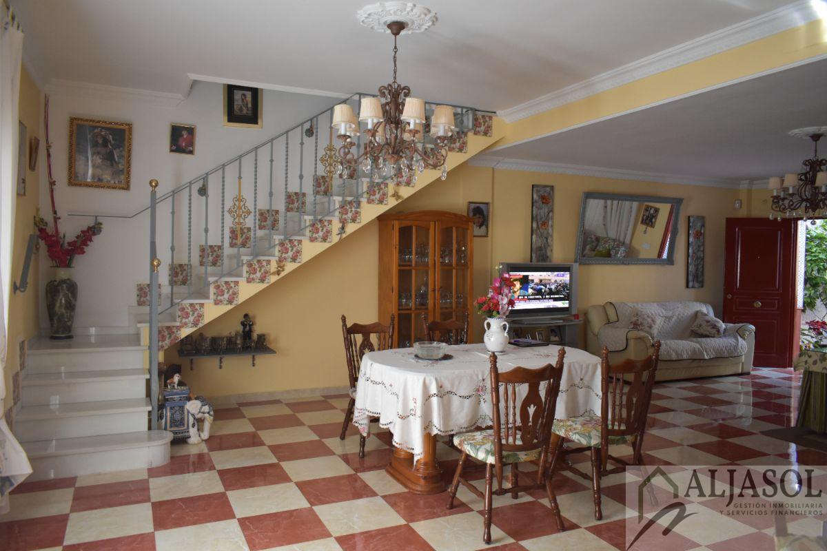 Venta de casa en Benacazón