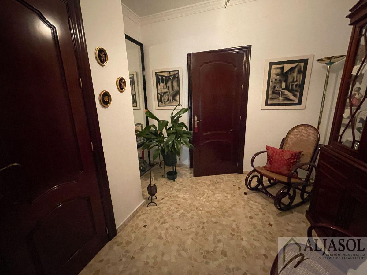 For sale of flat in Bollullos de la Mitación