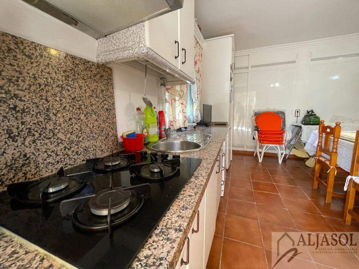 For sale of flat in Bollullos de la Mitación