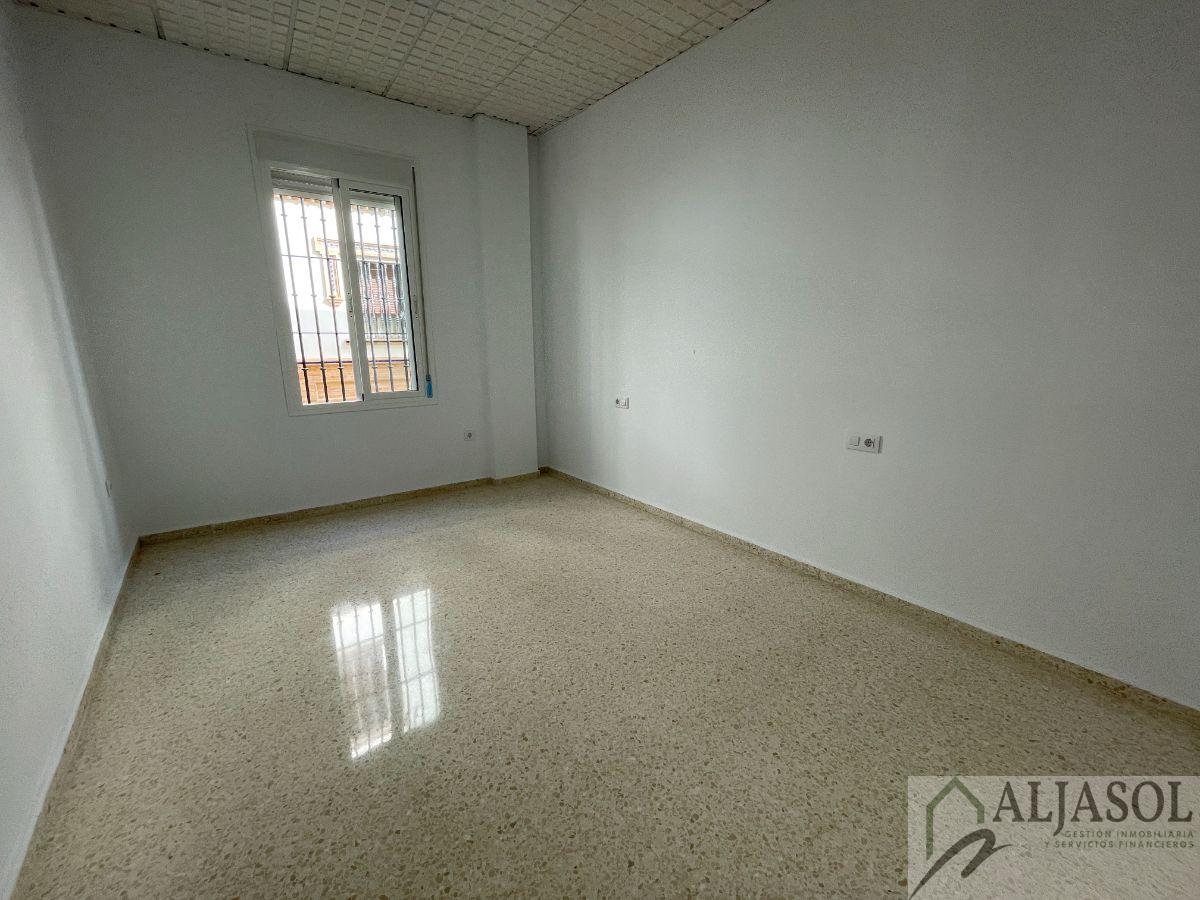 For sale of flat in Bollullos de la Mitación