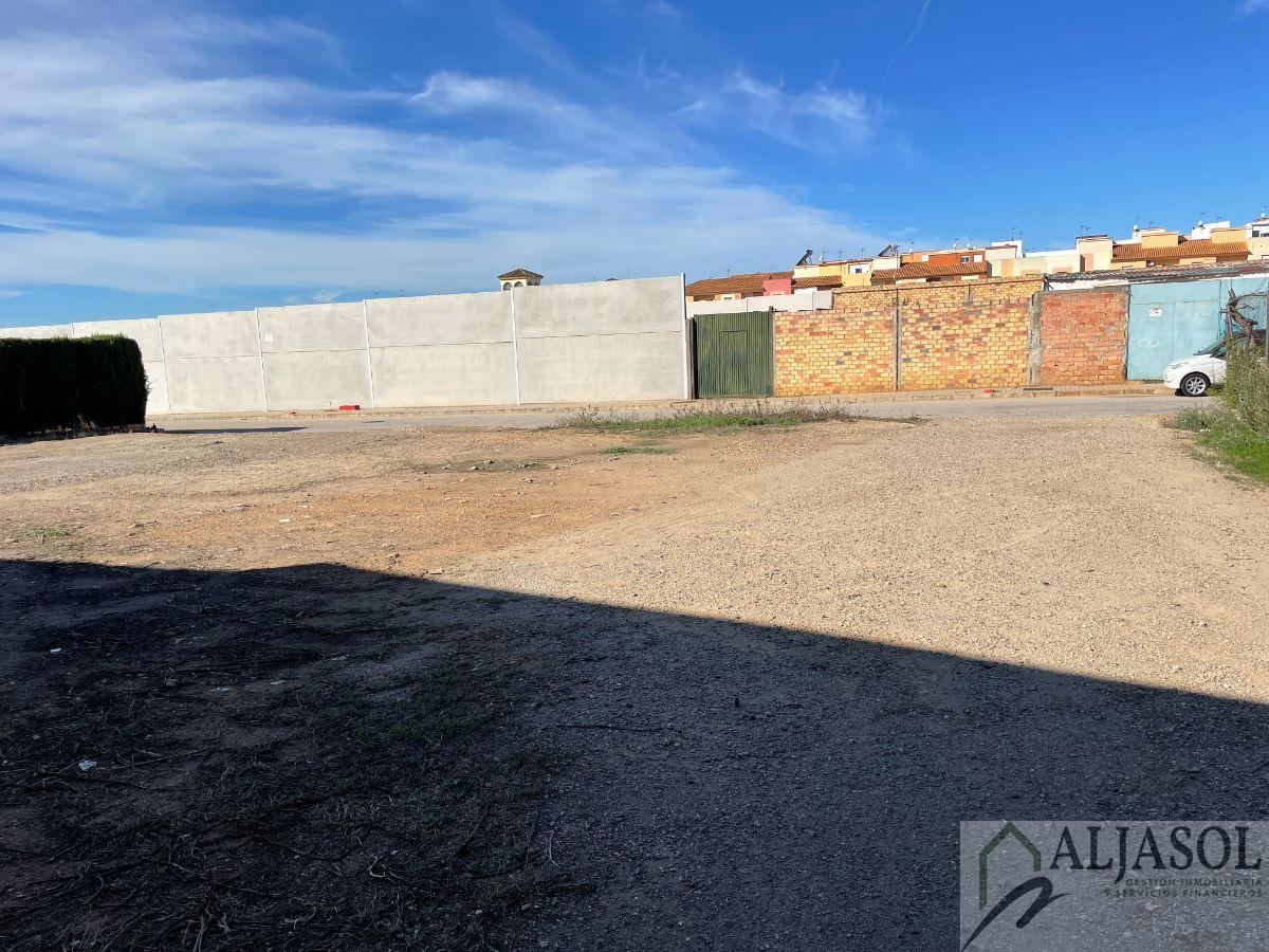 Venta de nave industrial en Bormujos