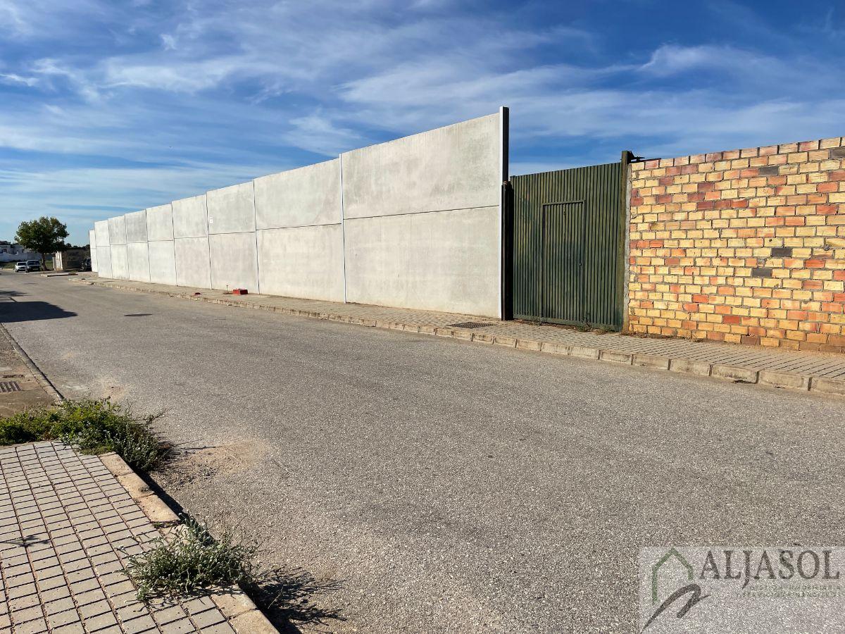 Venta de nave industrial en Bormujos