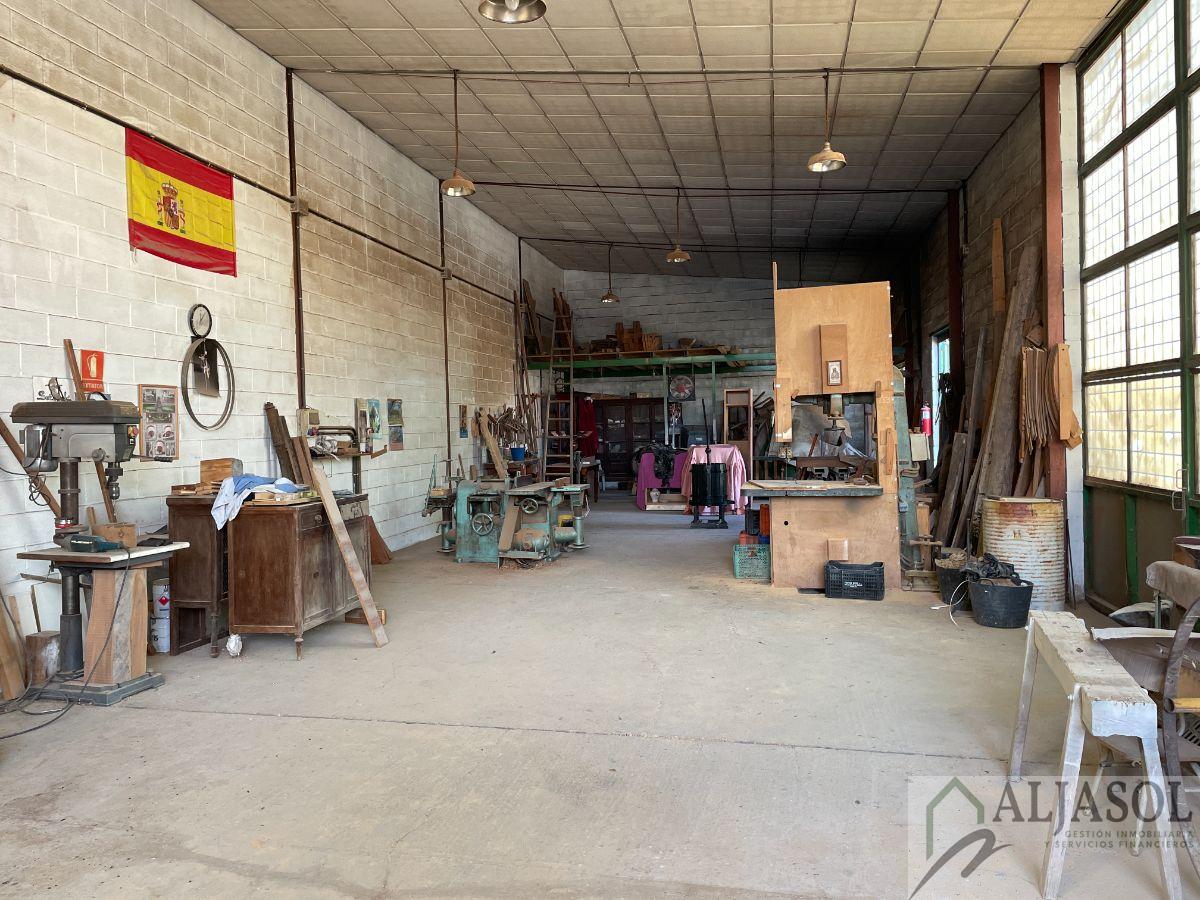 Venta de nave industrial en Bormujos