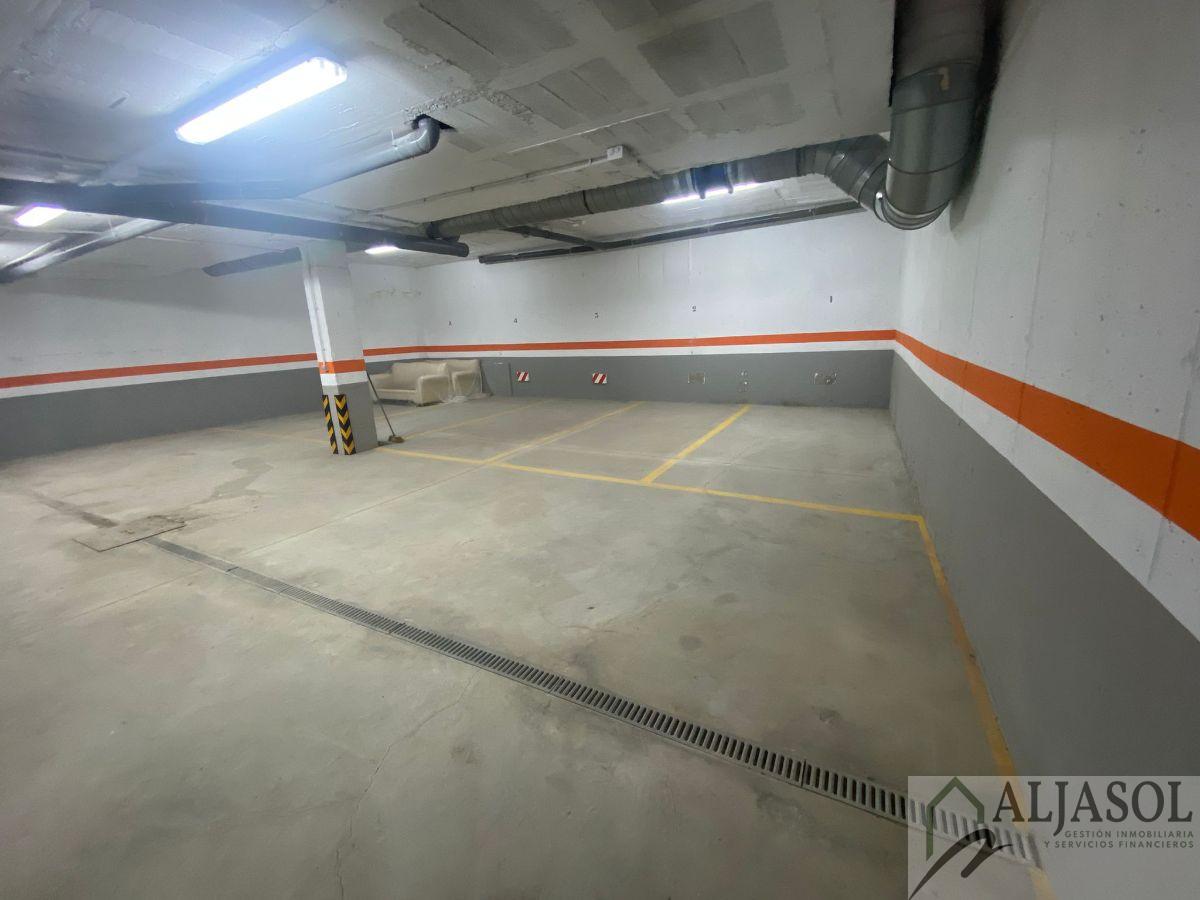 Venta de garaje en Bormujos