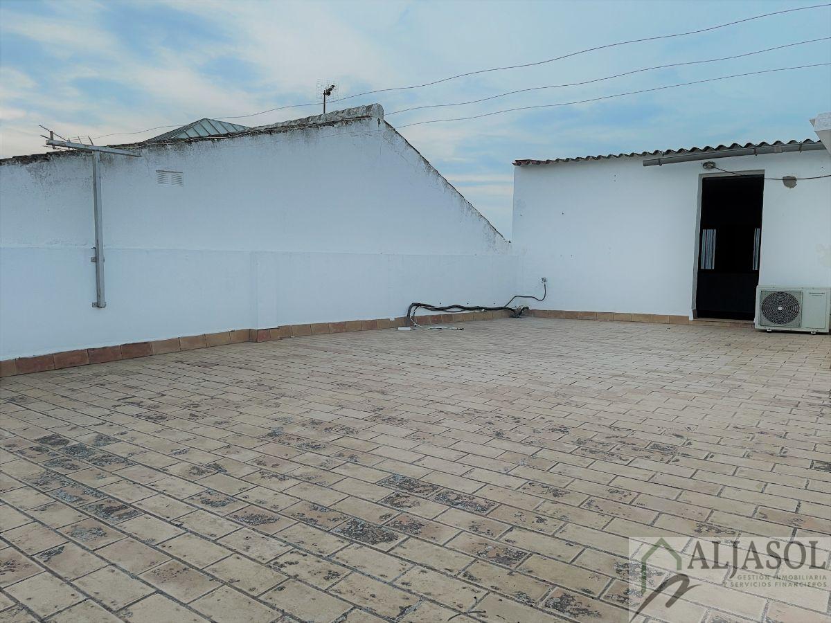 For sale of flat in Olivares