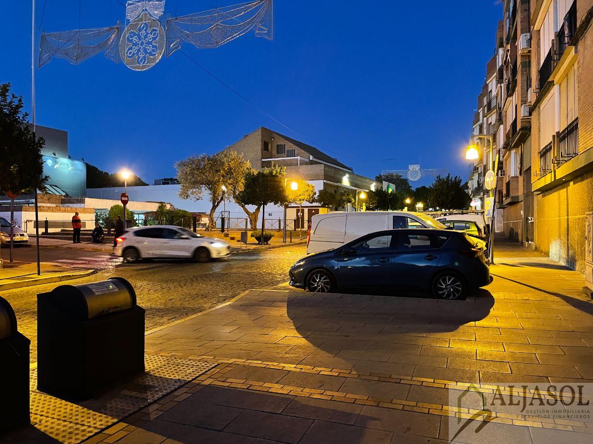 Venta de local comercial en Mairena del Aljarafe