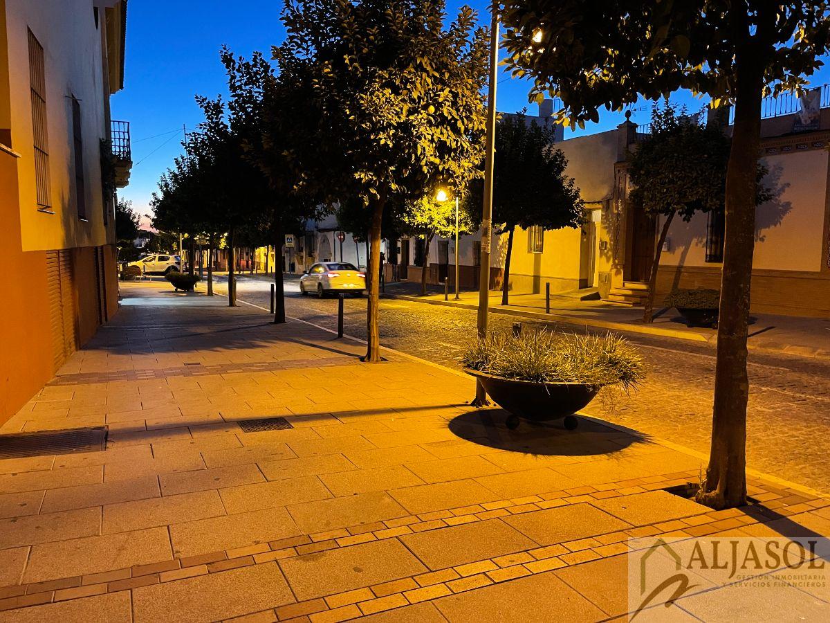 Venta de local comercial en Mairena del Aljarafe