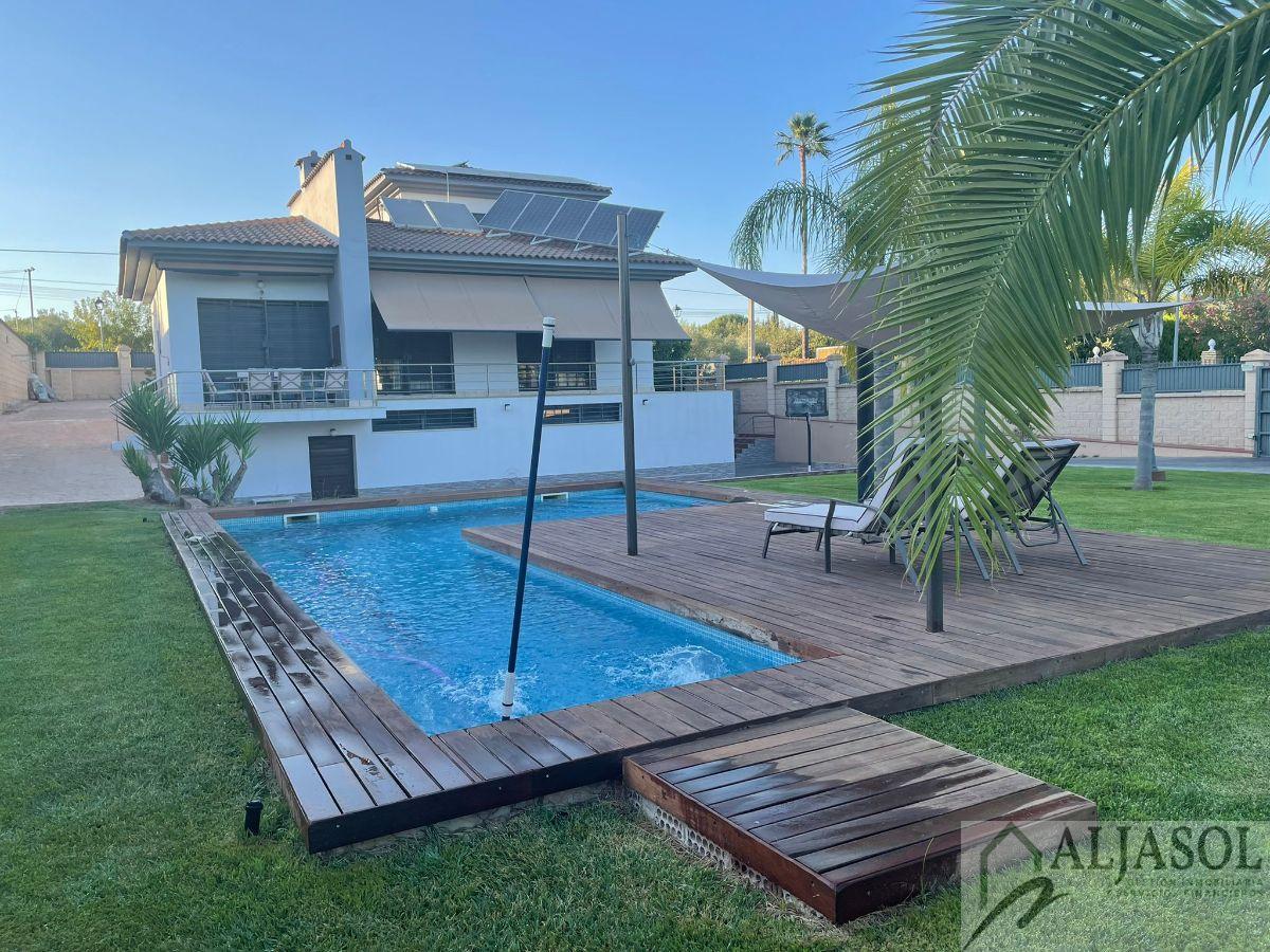 Venta de chalet en Palomares del Río