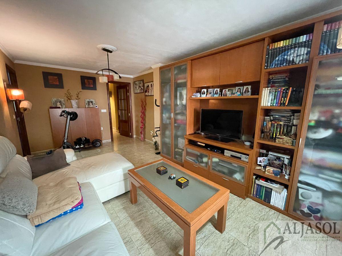 For sale of flat in Huelva