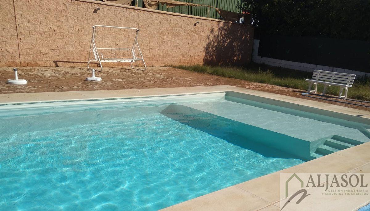 Venta de chalet en Sanlúcar la Mayor