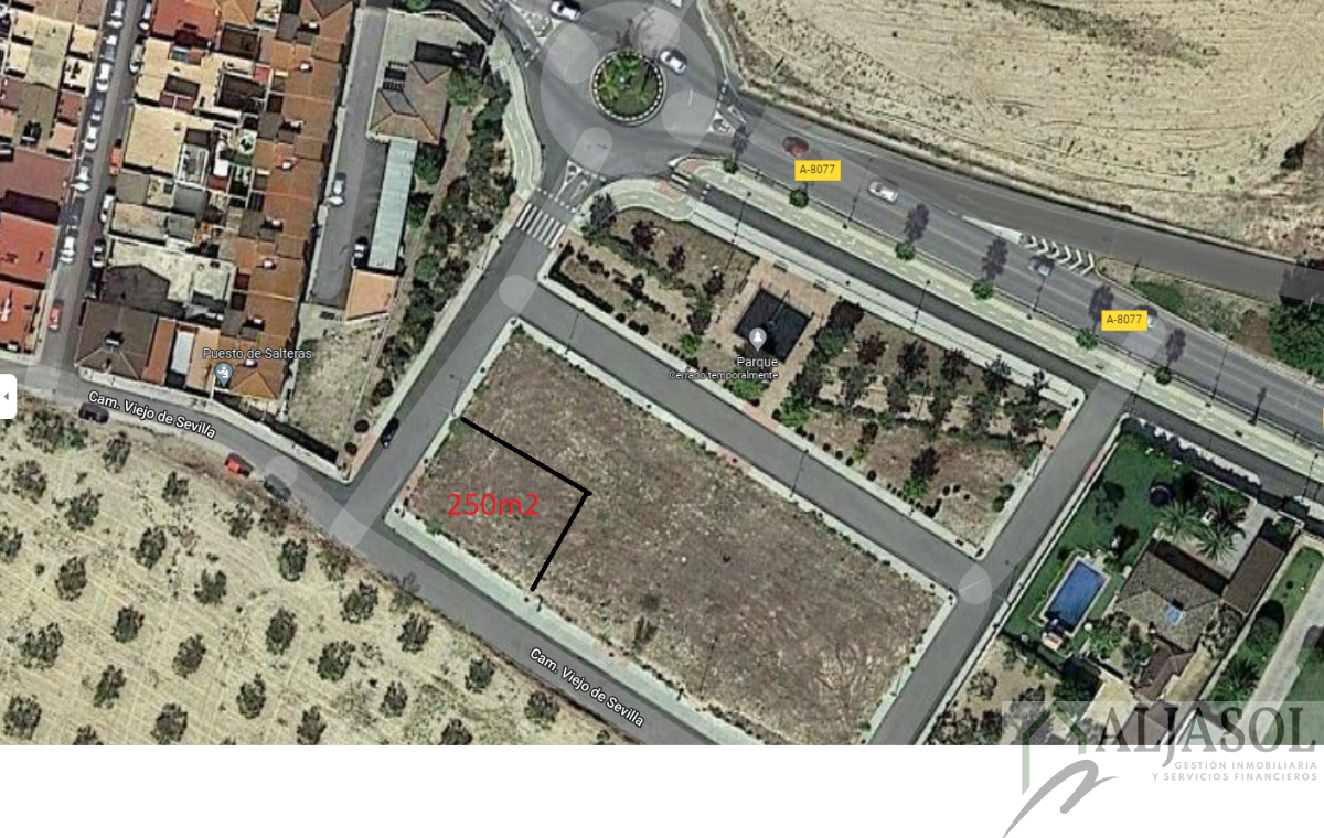 For sale of land in Salteras