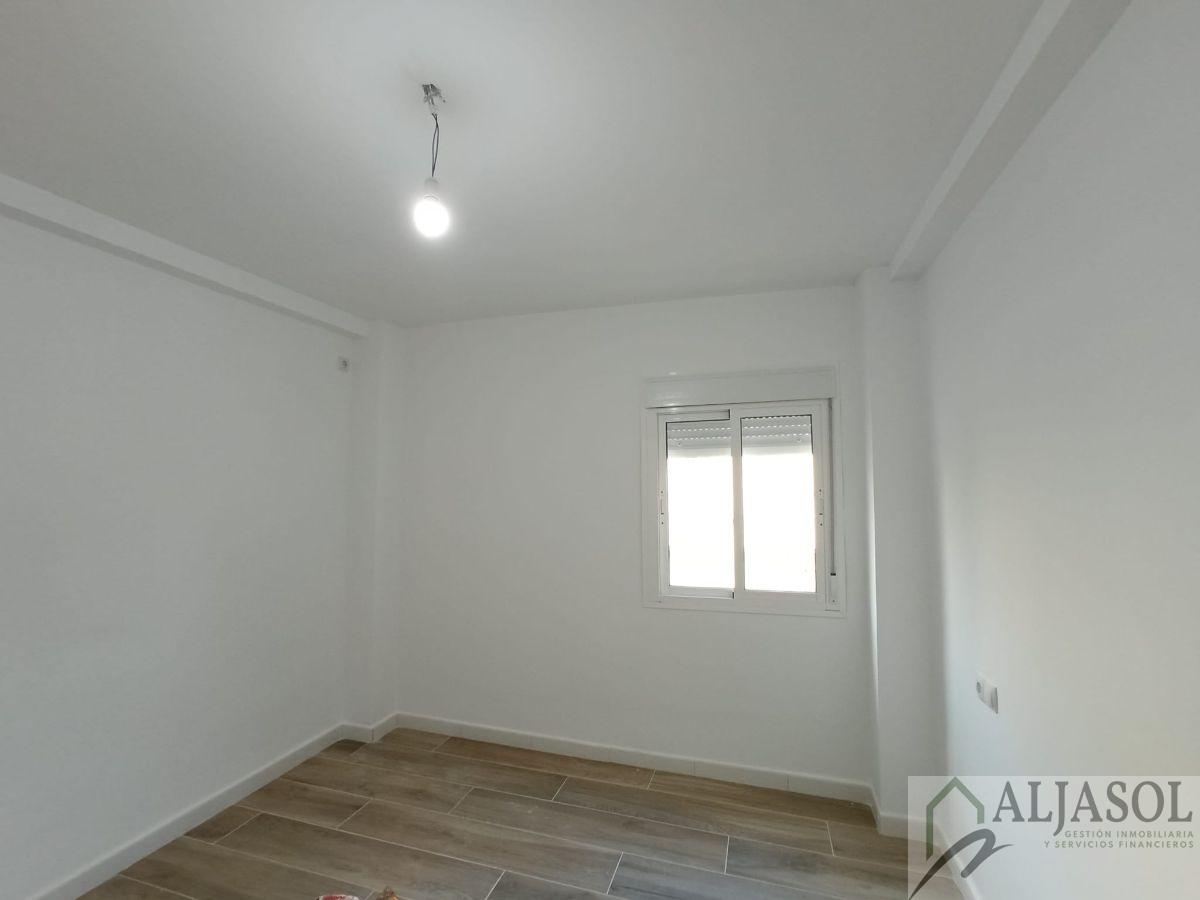 For rent of flat in Castilleja de la Cuesta