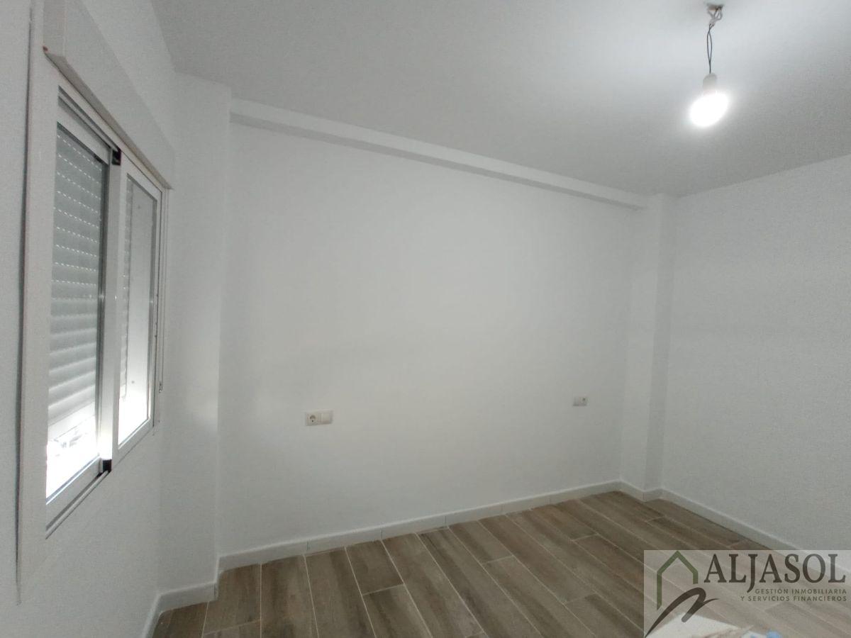 For rent of flat in Castilleja de la Cuesta