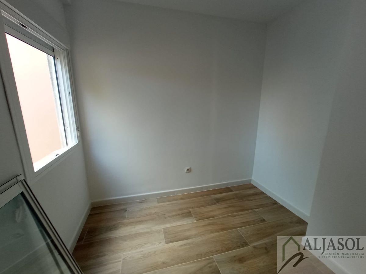 For rent of flat in Castilleja de la Cuesta
