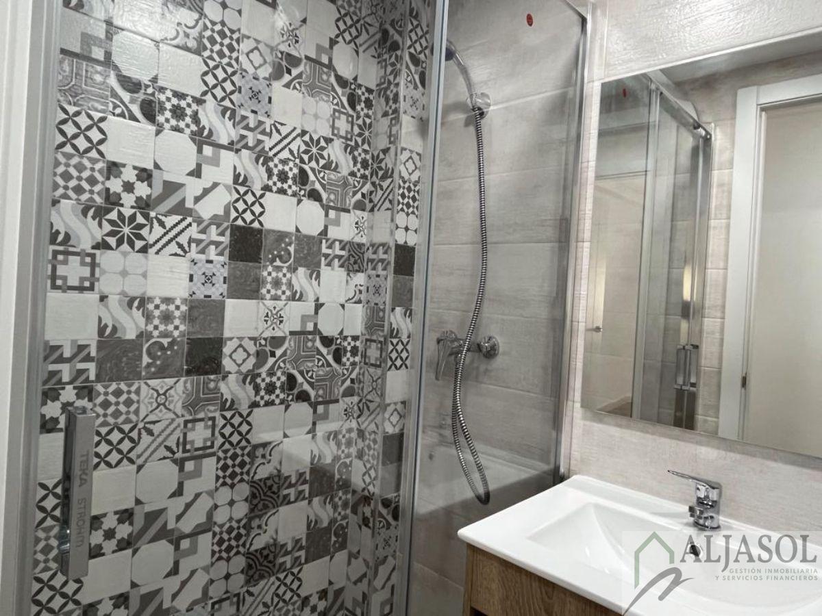 For rent of flat in Castilleja de la Cuesta