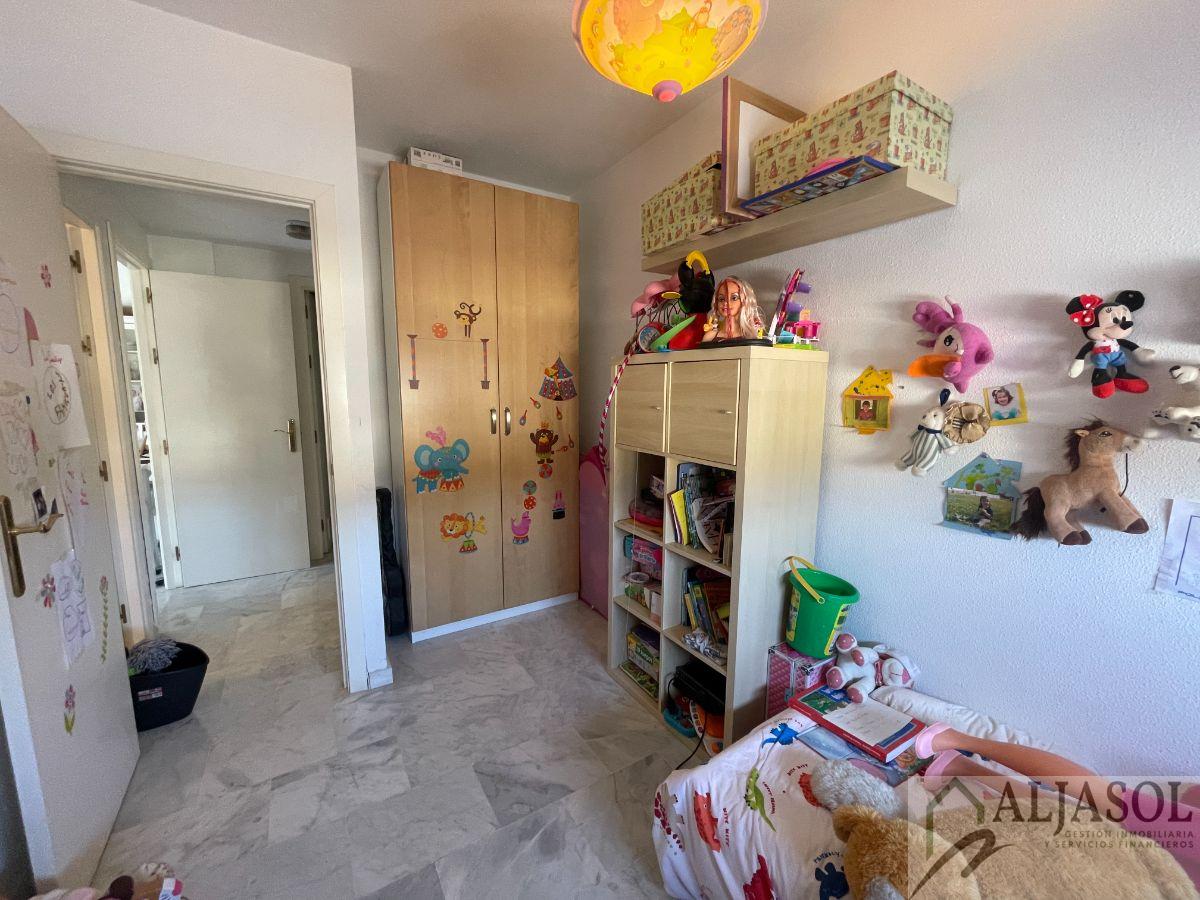 For sale of flat in Dos Hermanas