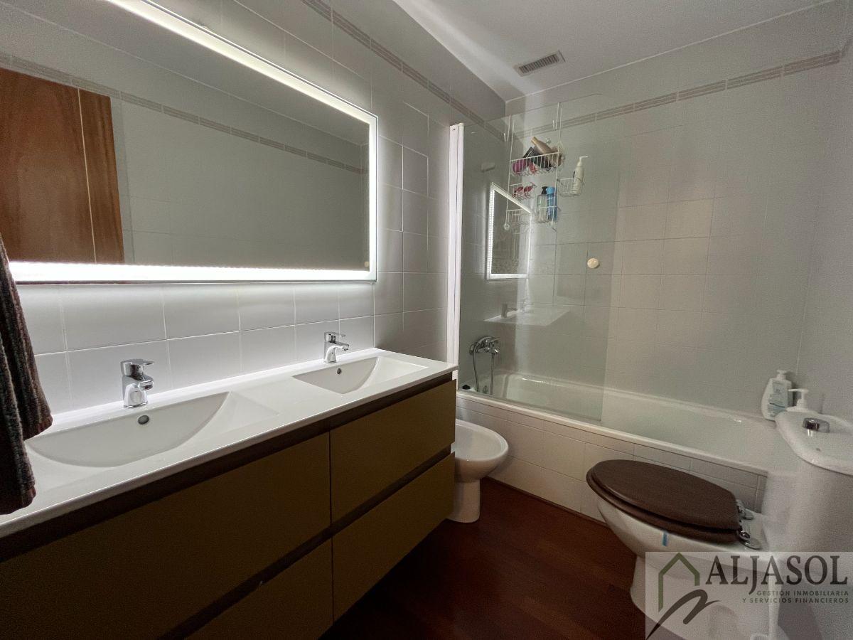 Venta de casa en Castilleja de la Cuesta