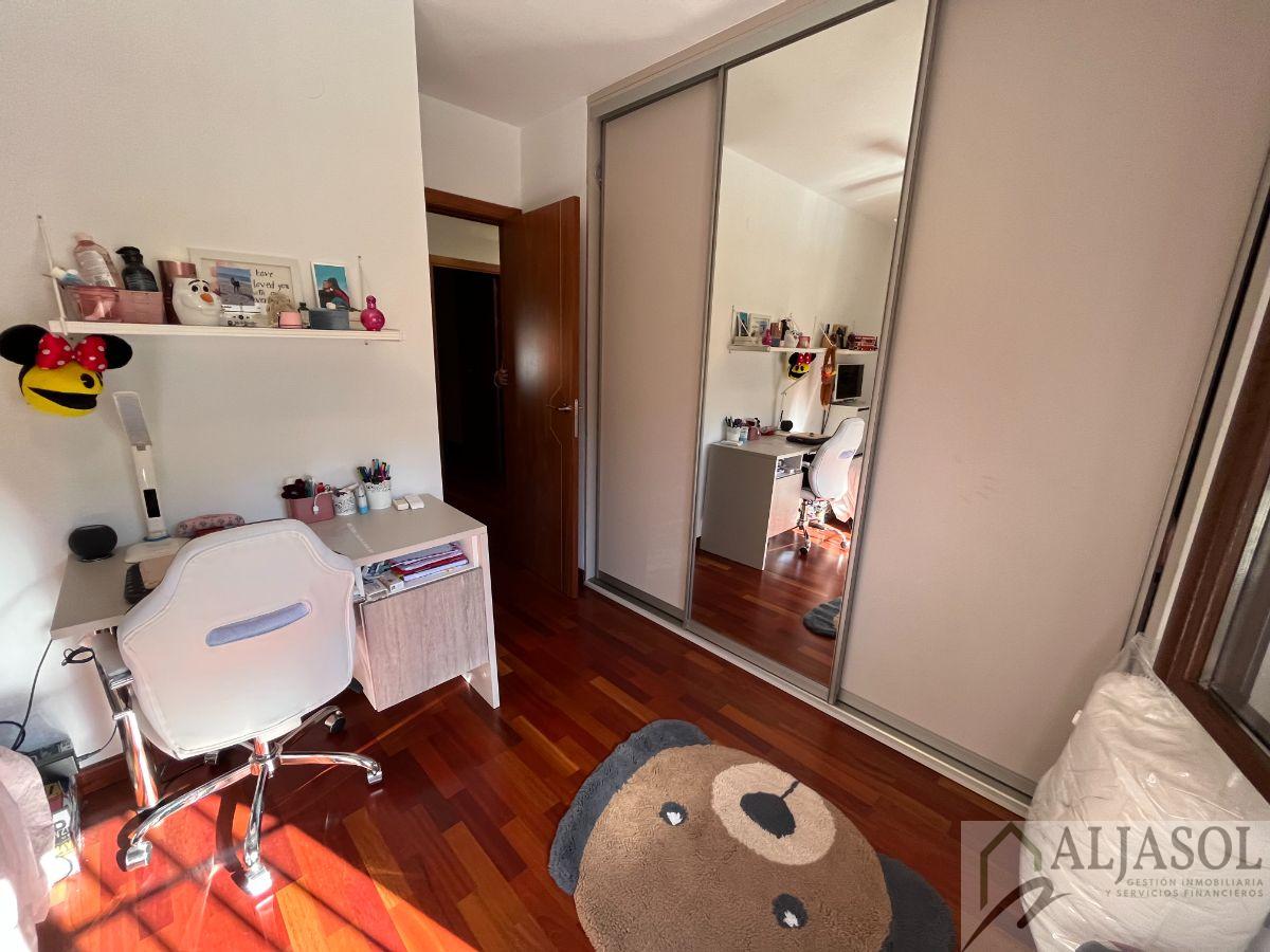 Venta de casa en Castilleja de la Cuesta