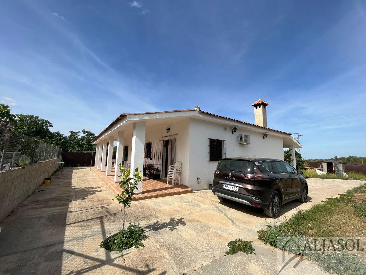 Venta de chalet en Almensilla