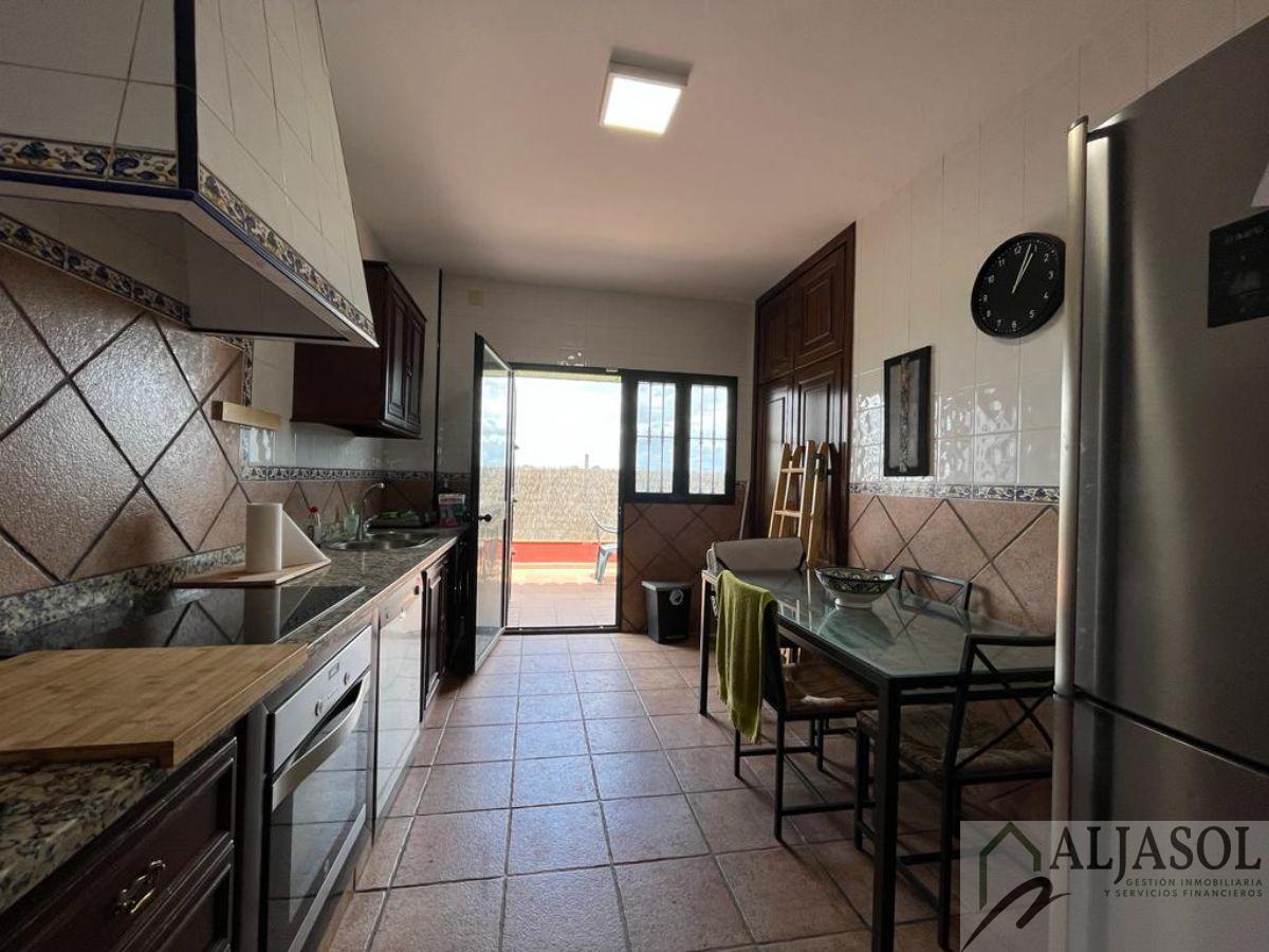 For sale of chalet in Bollullos de la Mitación