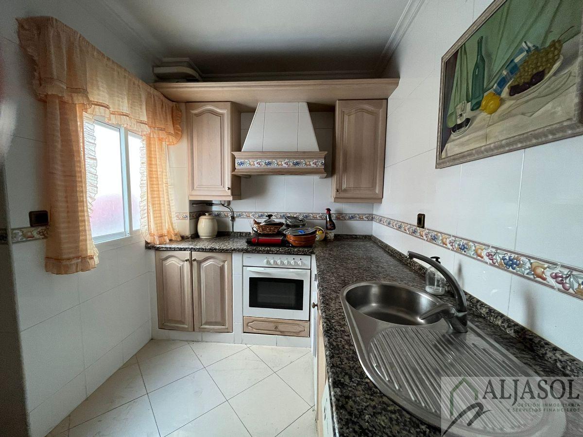 For sale of flat in Camas