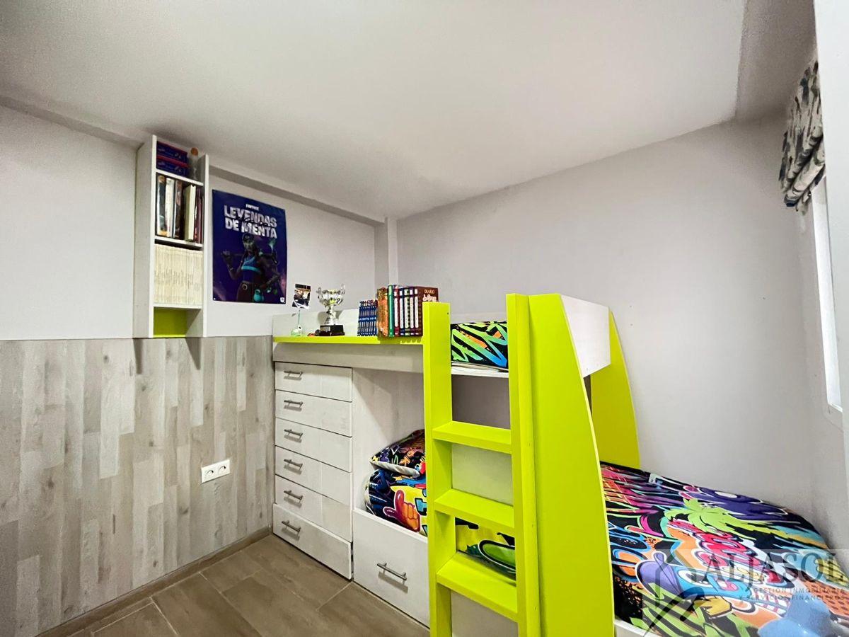 For sale of flat in Camas