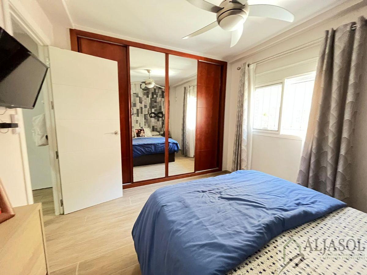For sale of flat in Camas