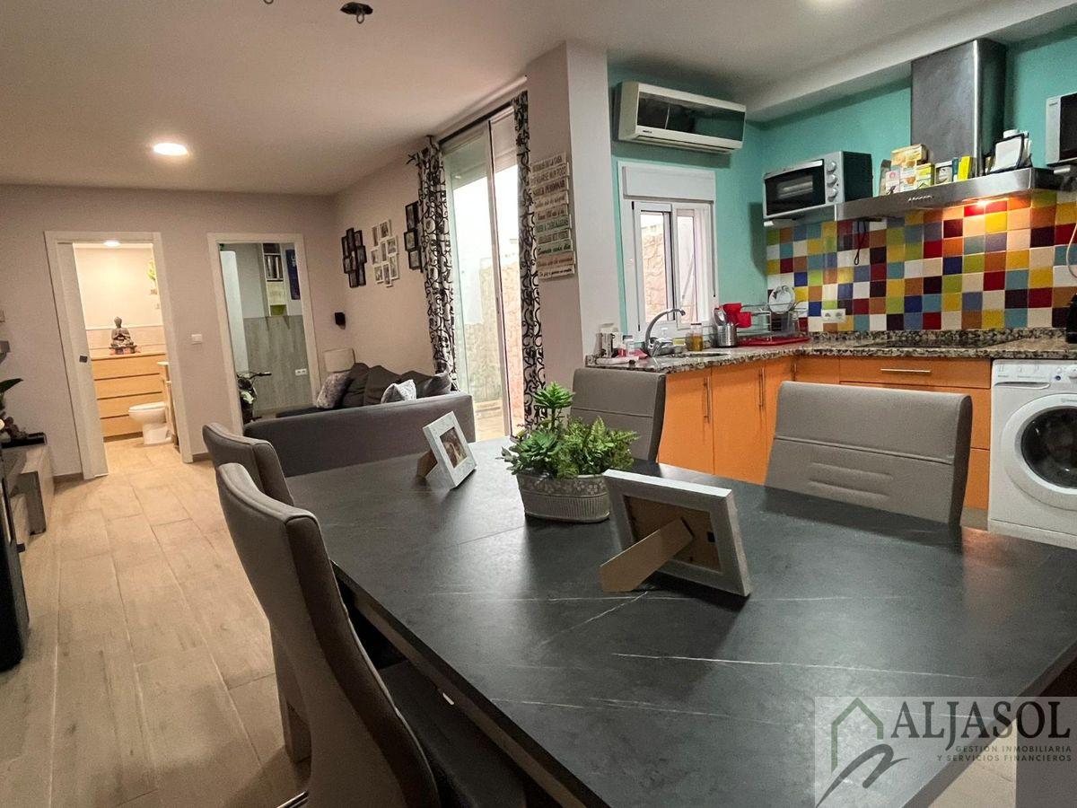 For sale of flat in Camas