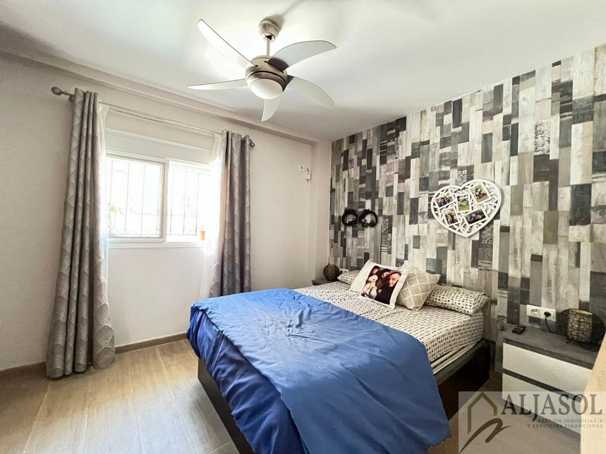 For sale of flat in Camas
