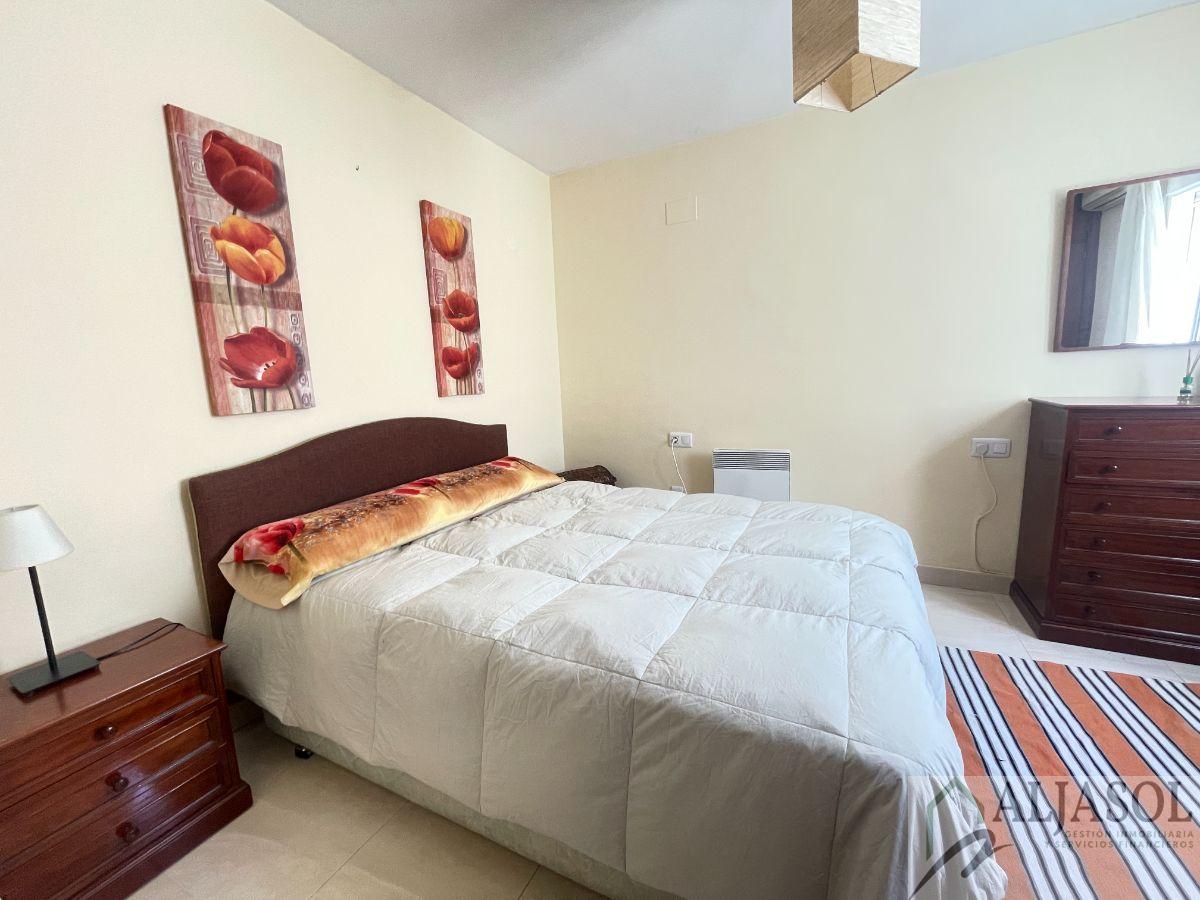 For rent of apartment in Villamartín