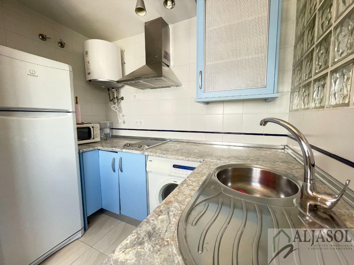 For rent of apartment in Villamartín