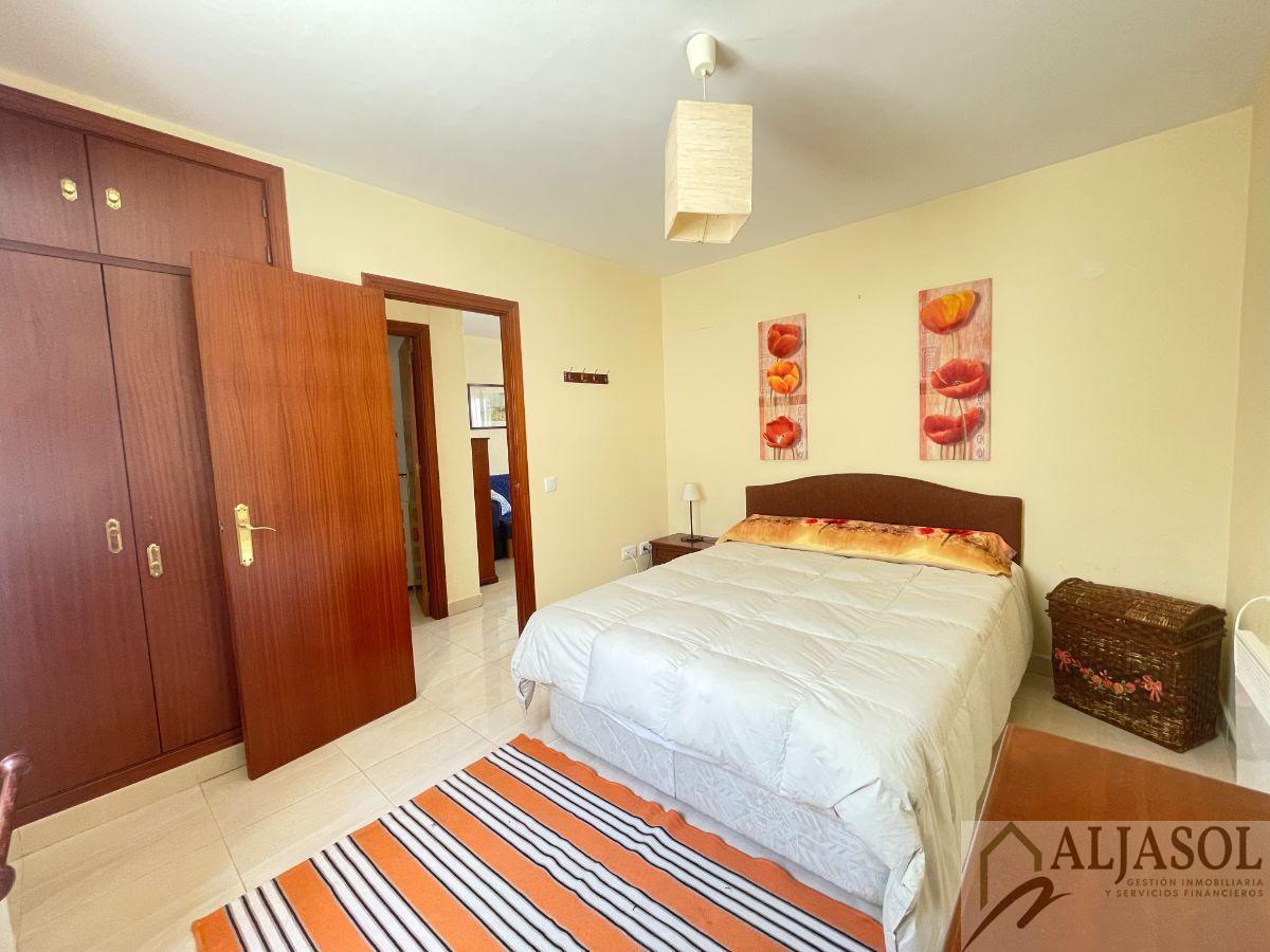 For rent of apartment in Villamartín