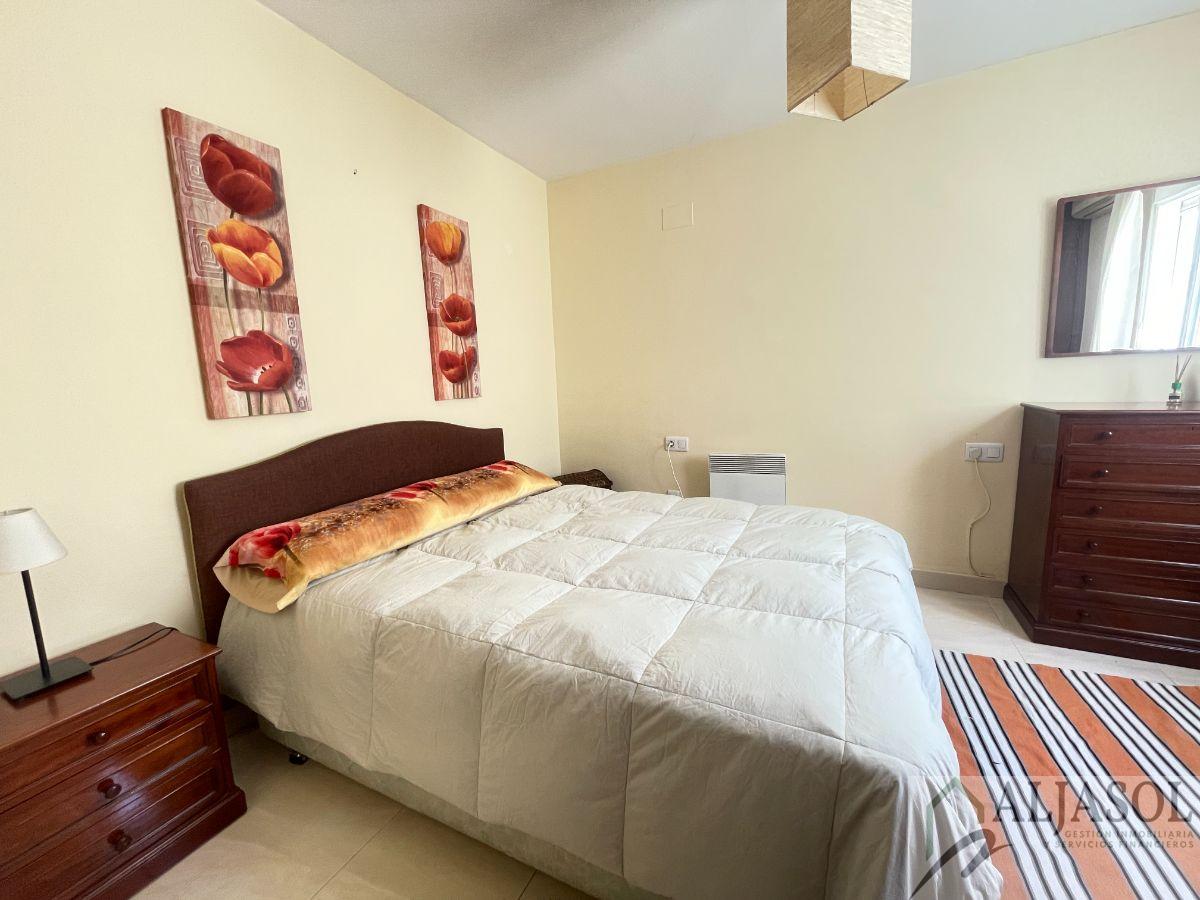 For rent of apartment in Villamartín