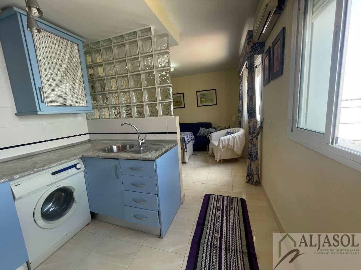 For rent of apartment in Villamartín