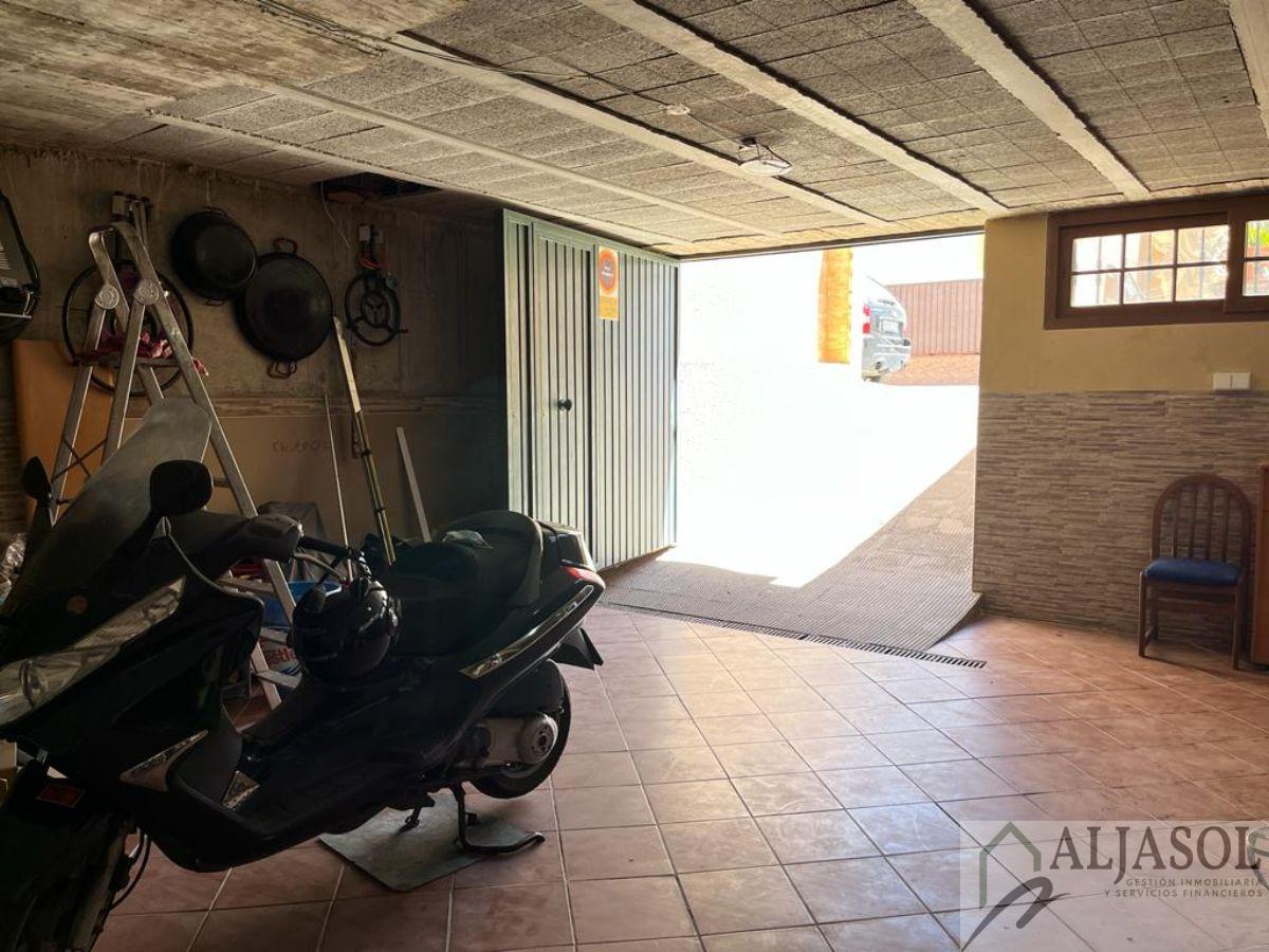 Venta de casa en Santiponce