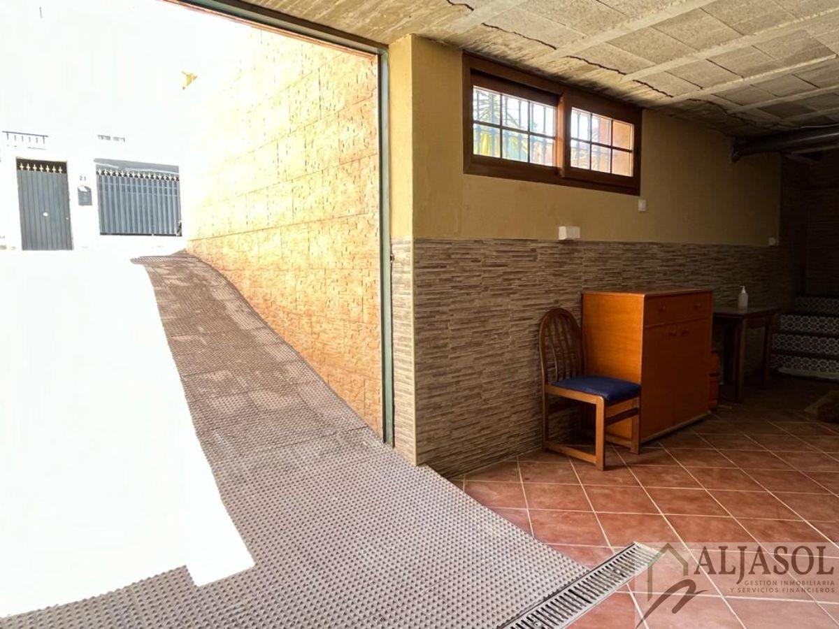 Venta de casa en Santiponce