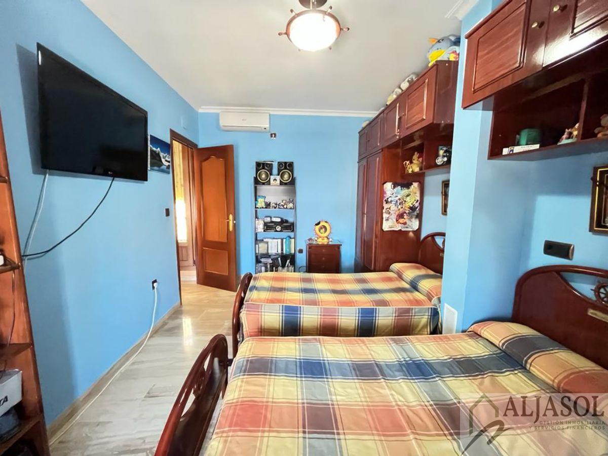 Venta de casa en Santiponce