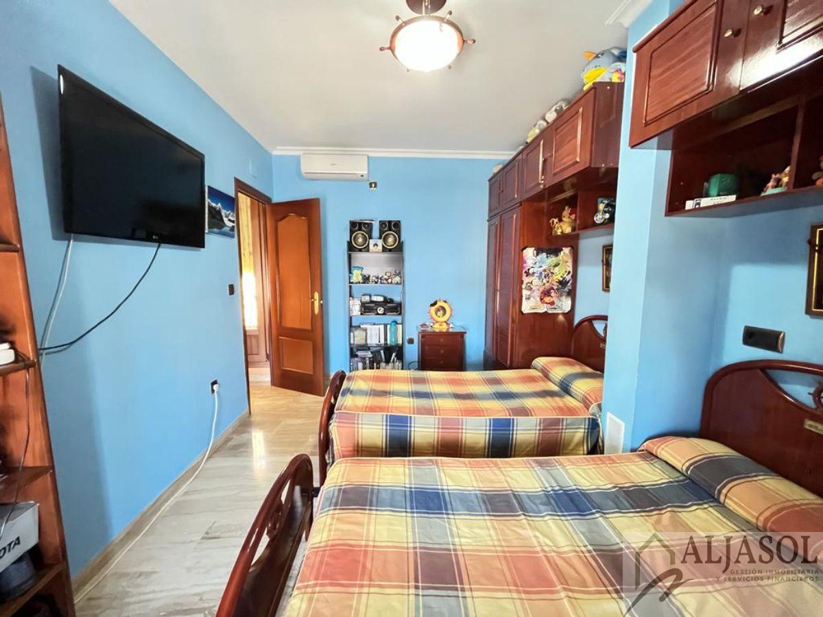 Venta de casa en Santiponce