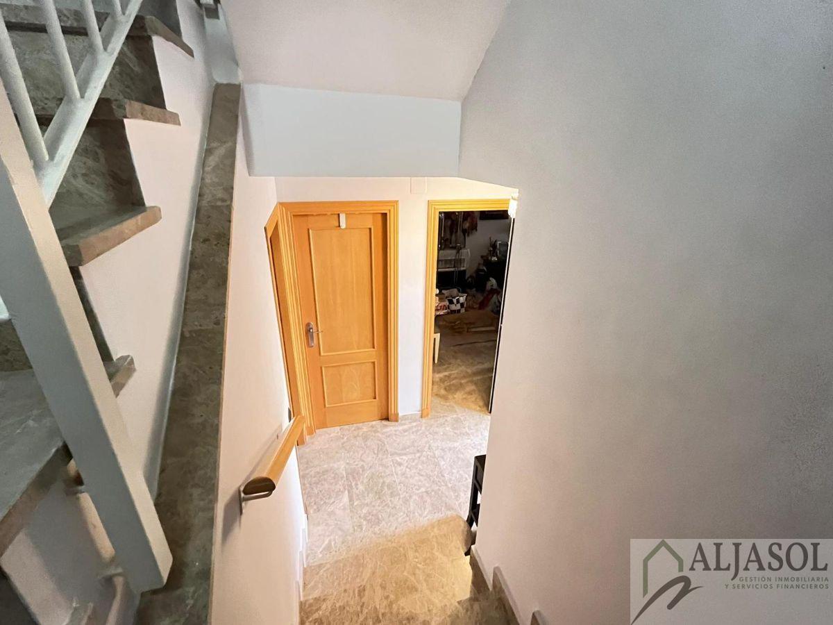 For sale of house in Castilleja de la Cuesta