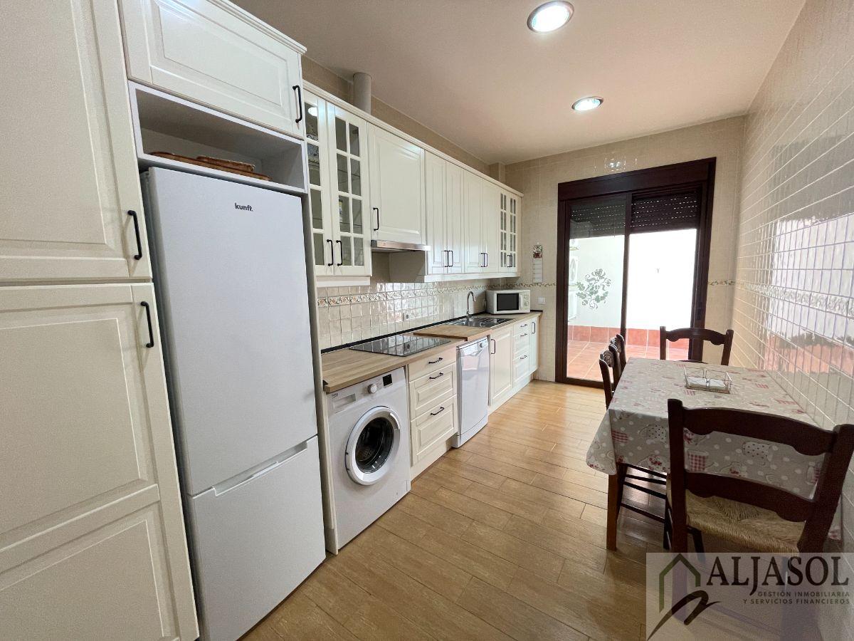 For sale of house in Bormujos
