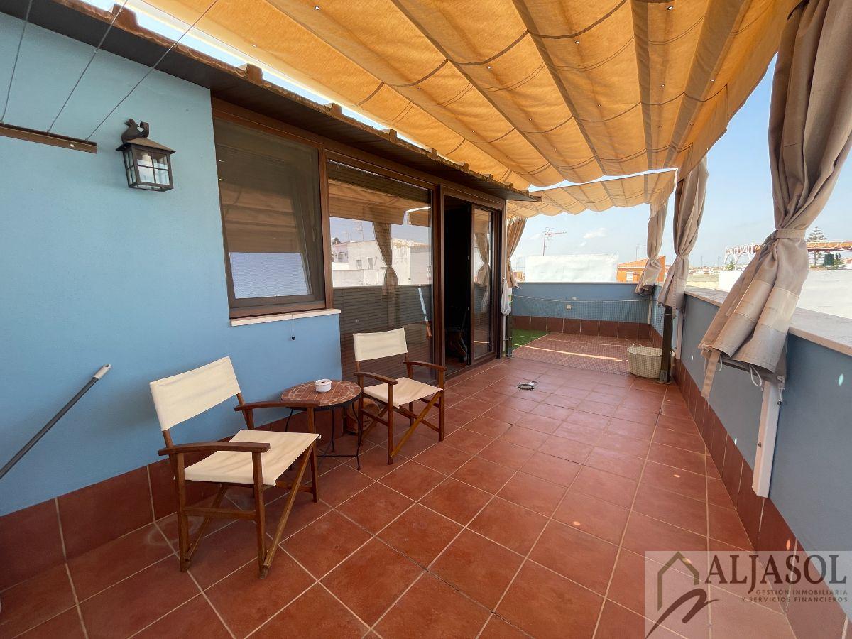 Venta de casa en Bormujos