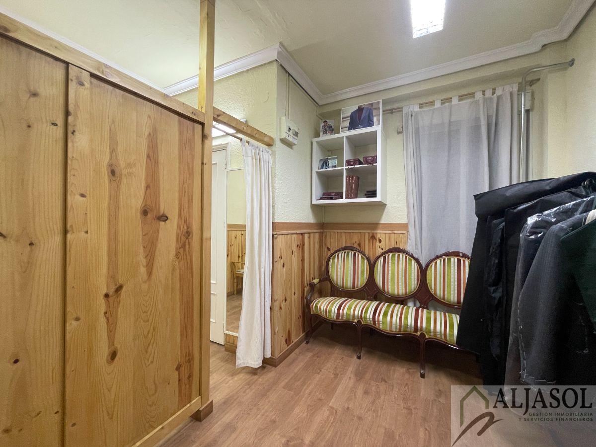 Venta de local comercial en Sevilla