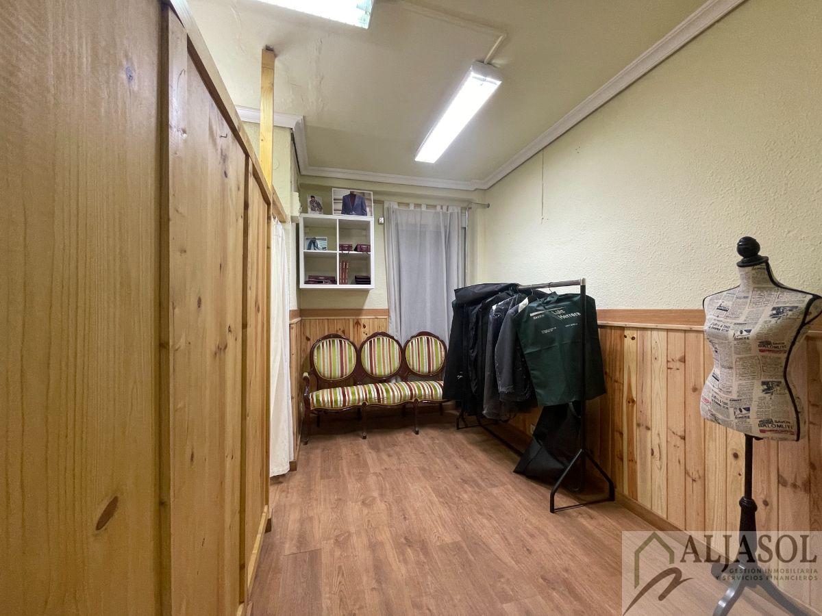 Venta de local comercial en Sevilla