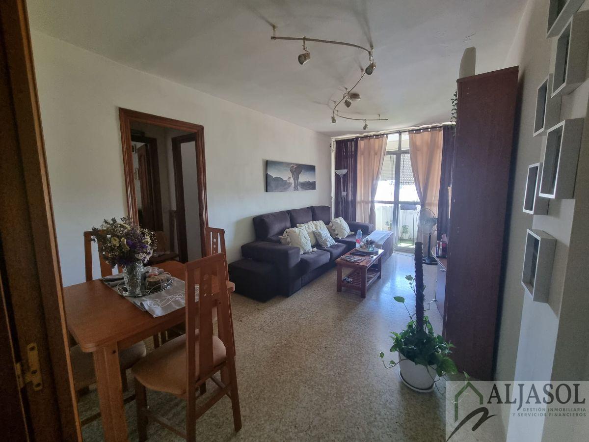 For sale of flat in Castilleja de la Cuesta