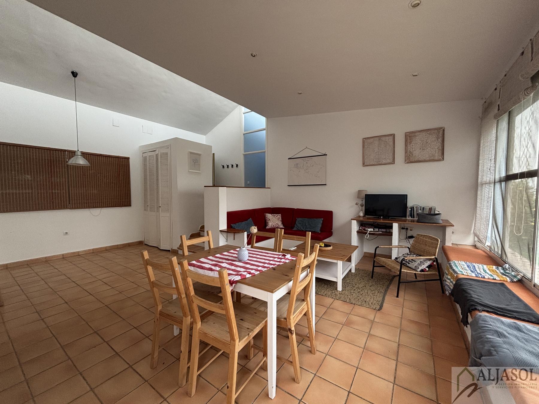 Venta de chalet en Salteras
