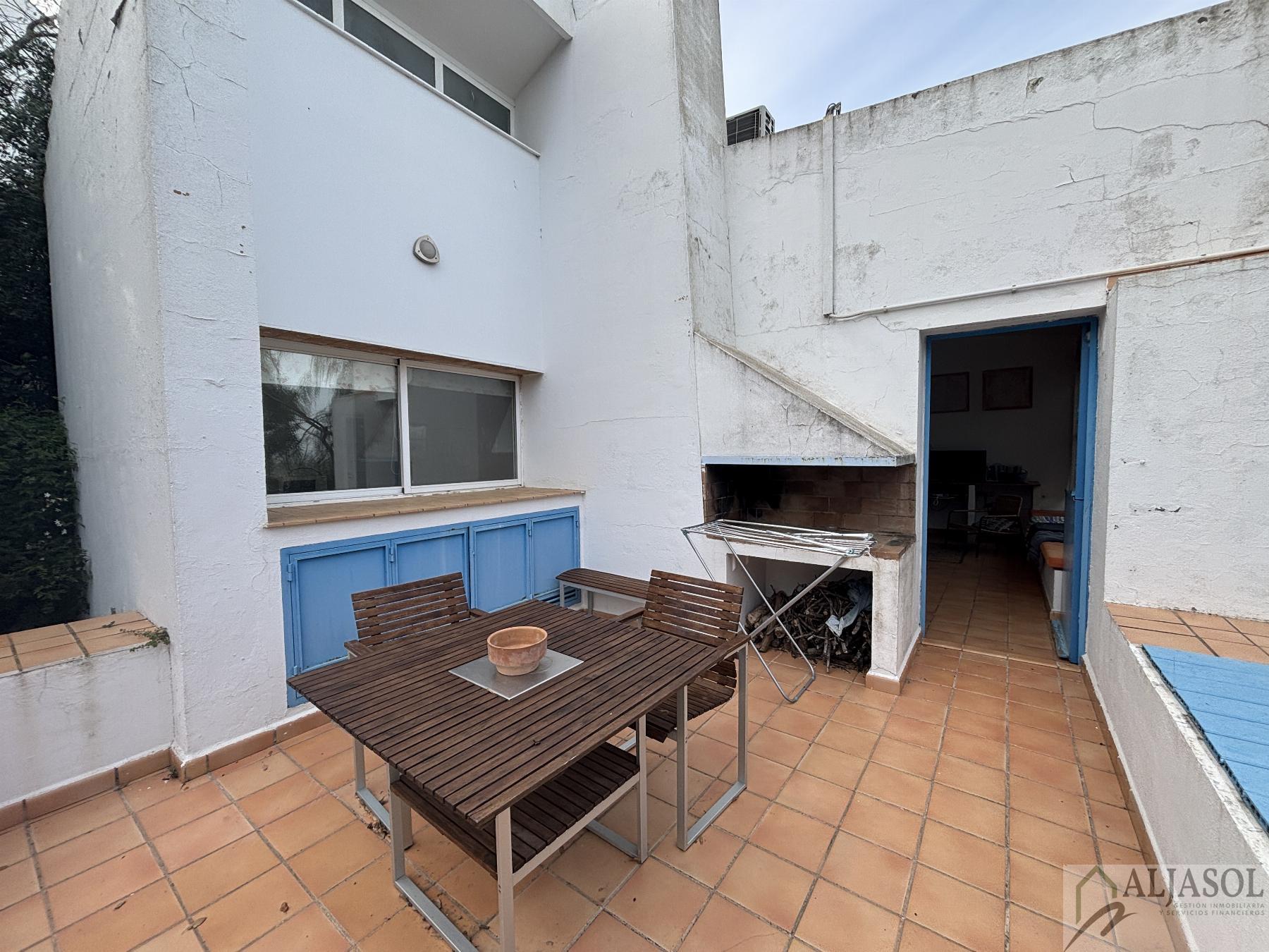 Venta de chalet en Salteras