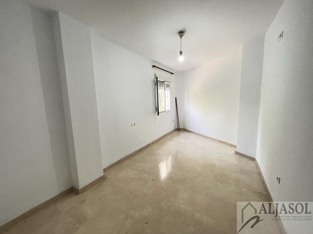 Alquiler de piso en Salteras