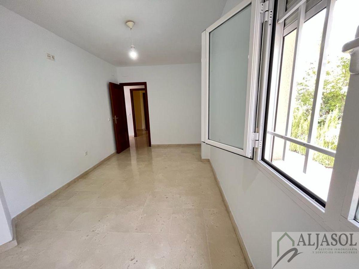 Alquiler de piso en Salteras