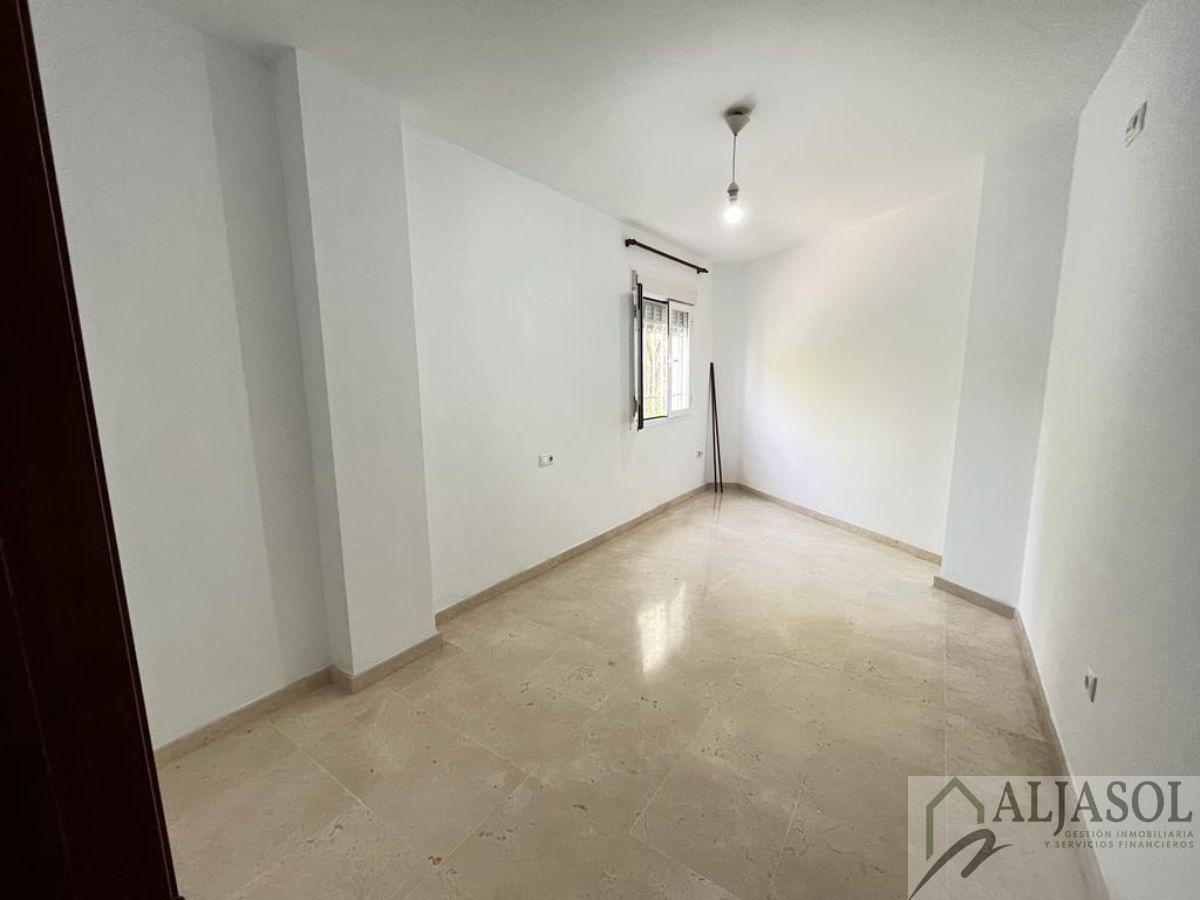 Alquiler de piso en Salteras