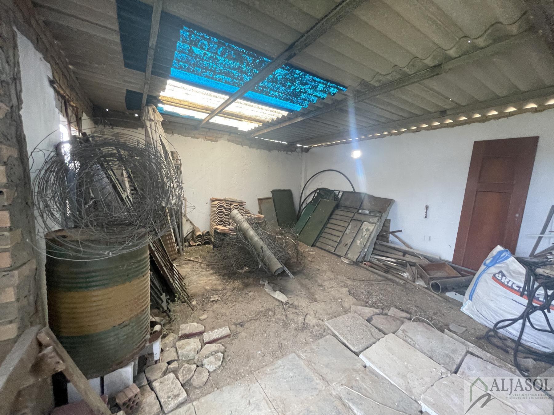 Venta de finca de recreo en Villanueva del Ariscal